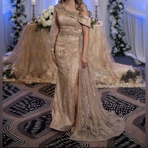 Elegant Gold  Evening Dress/Gown Size 4/6 Worn Once